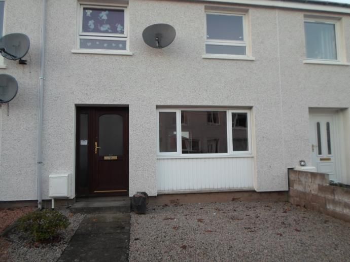 Property photo 1 of 8 Front