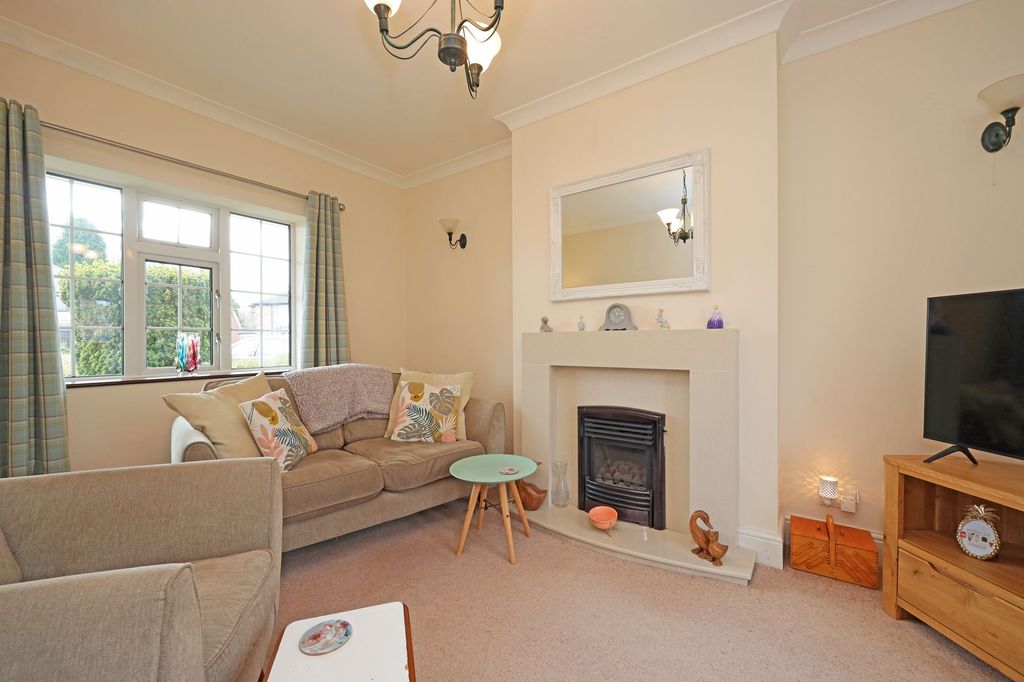 Property photo 3 of 24