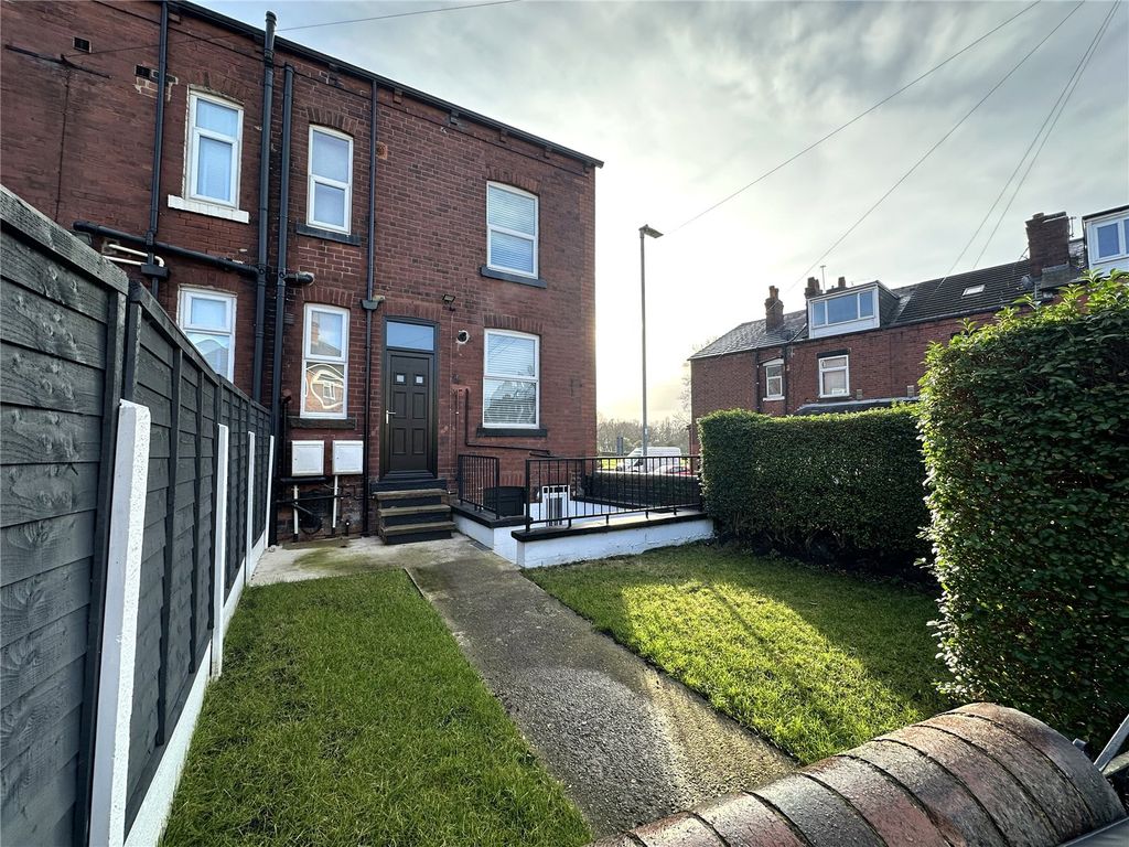 Property photo 2 of 11 Picture No. 02