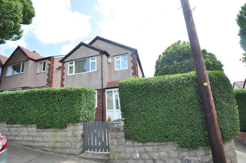 Property photo 1 of 40