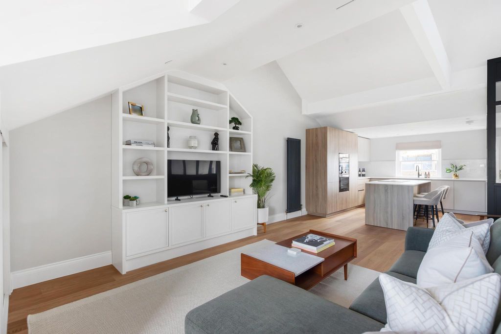 Property photo 1 of 22 Image