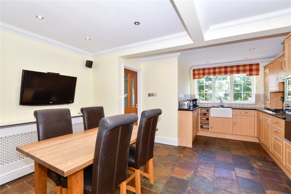 Property photo 1 of 19 Kitchen/Diner