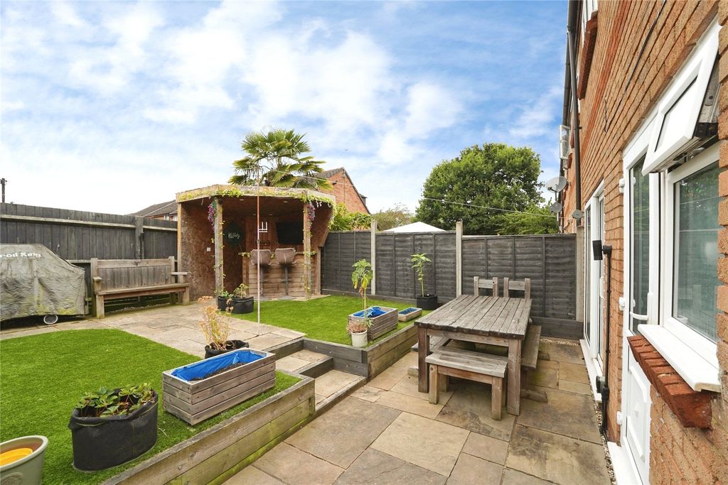Property photo 3 of 17 Picture No. 27