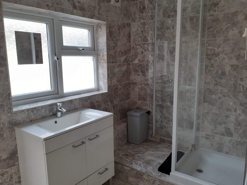 Property photo 3 of 3