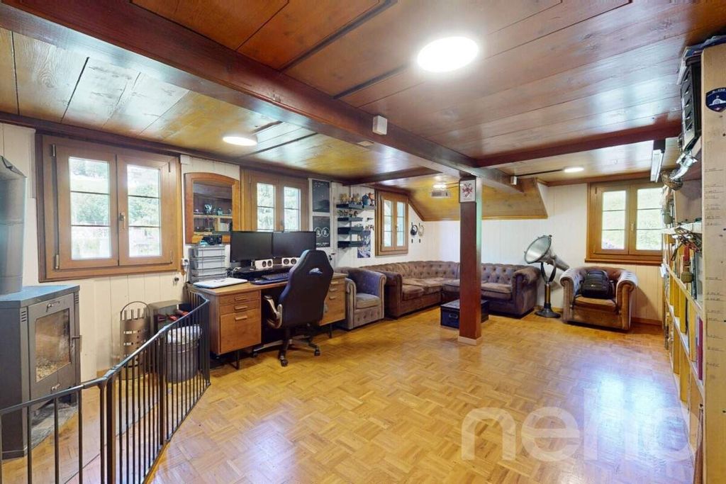 Property photo 2 of 13
