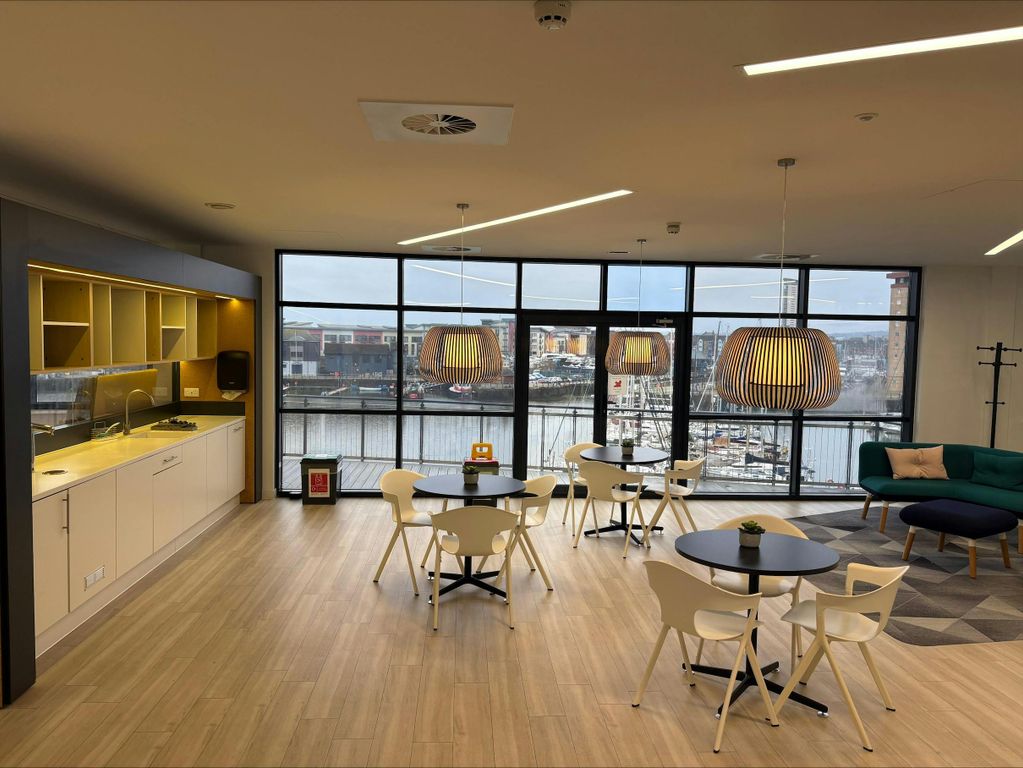 Property photo 2 of 30 Processed-1D5DC32F-0E1B-42B3-A442-D7Cb49Be5Cfb.Jpeg