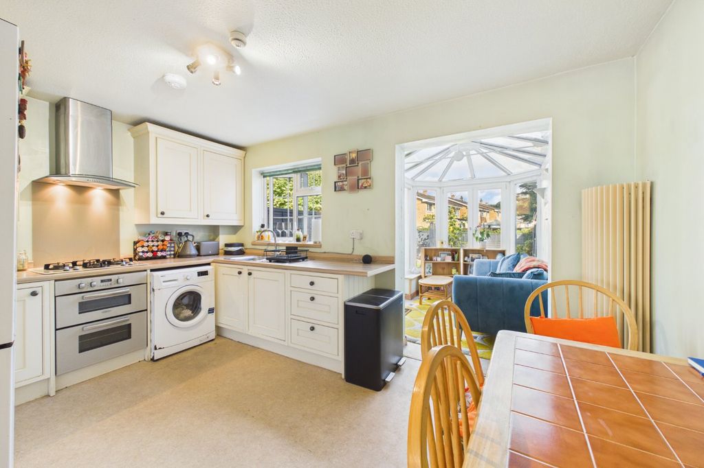 Property photo 3 of 11 Picture No. 06