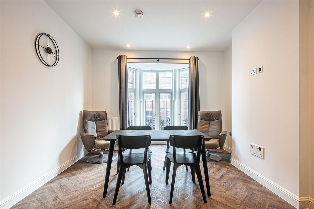 Property photo 3 of 29 Dining Room