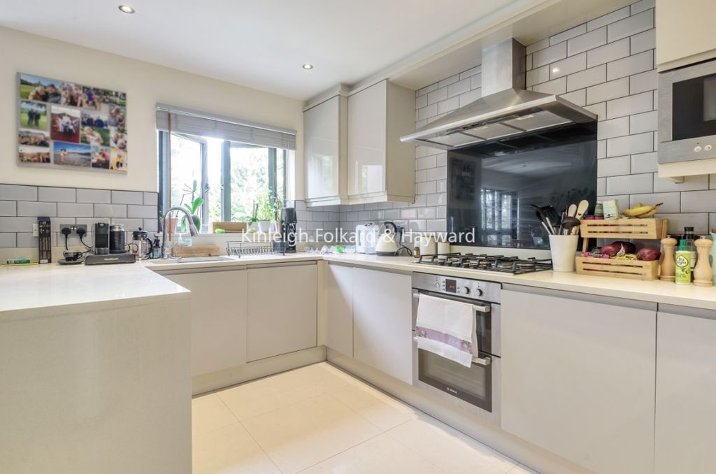 Property photo 1 of 16 1250B99A-d67B-4c5B-8