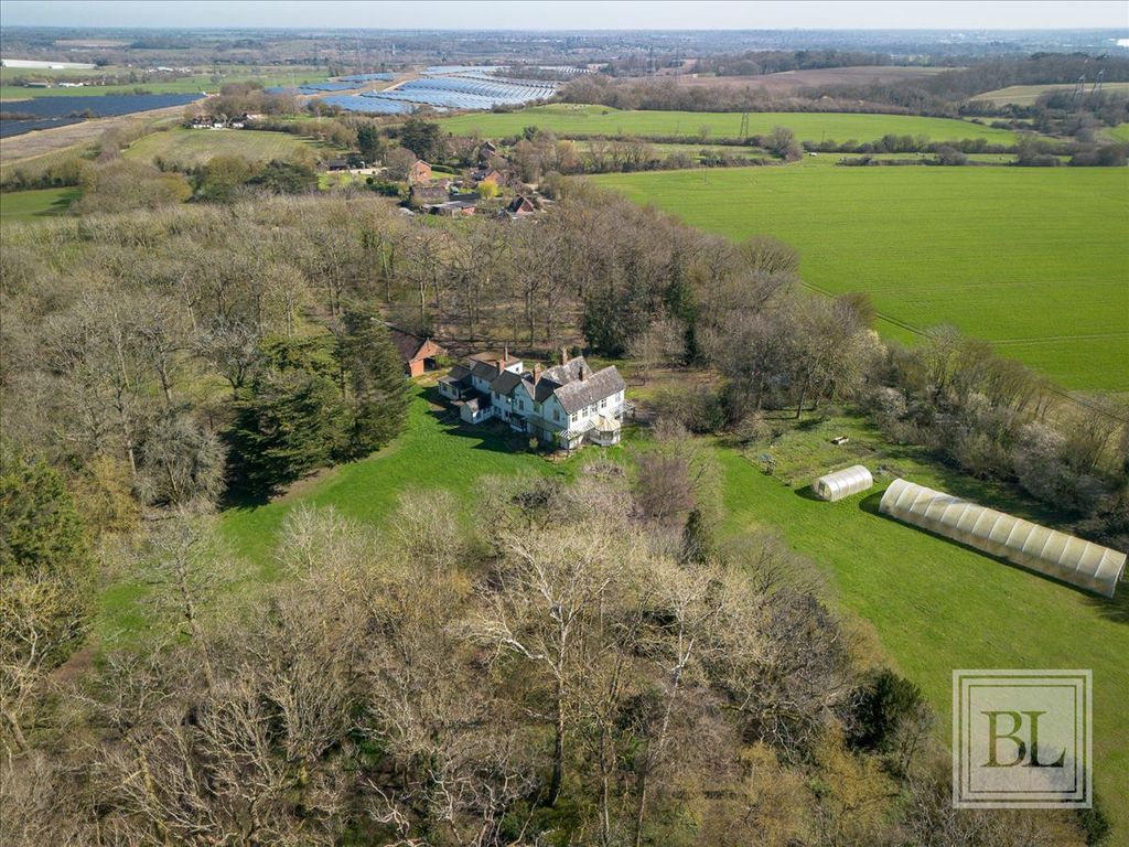 Property photo 2 of 38