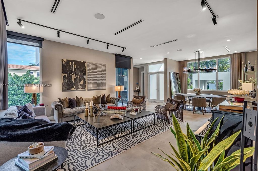 Property photo 2 of 40 <Alttext/>