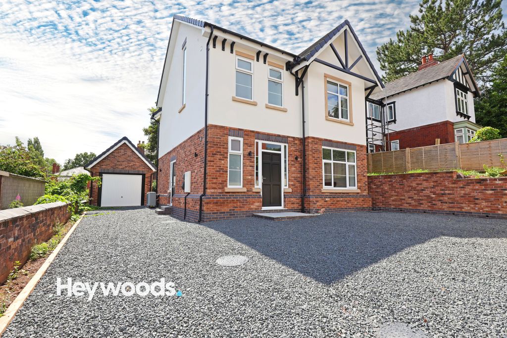 Property photo 1 of 40 0F1A1816