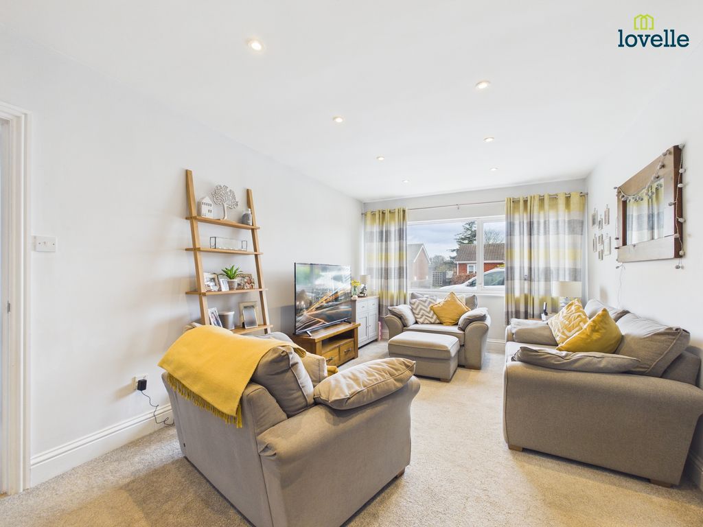 Property photo 3 of 21