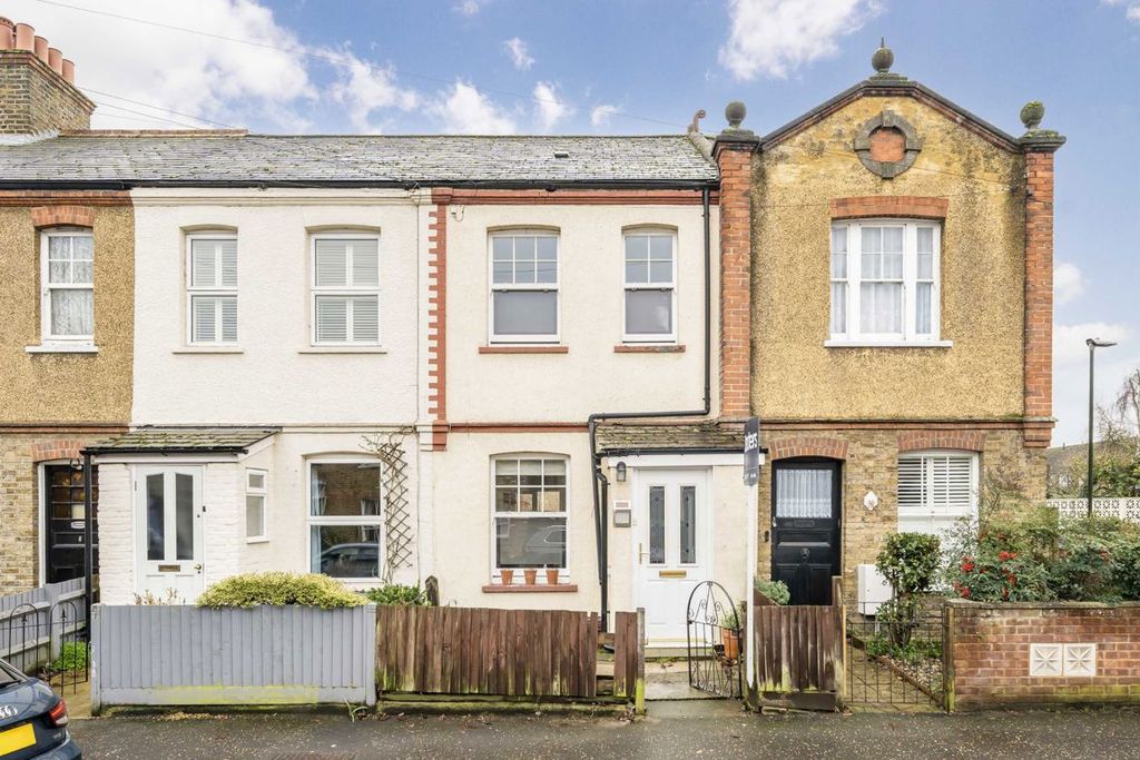 Property photo 1 of 5