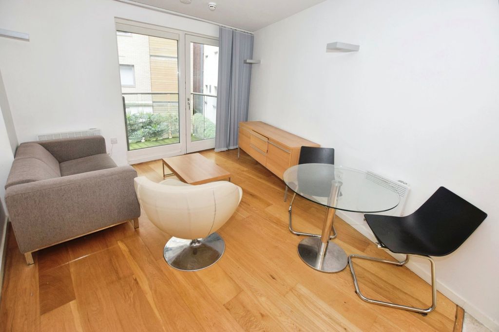 Property photo 1 of 16 Picture No. 07