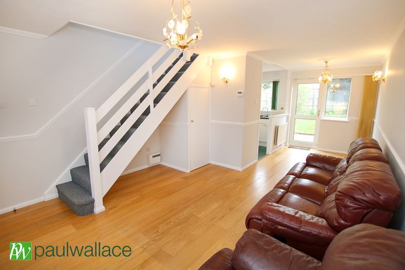 Property photo 2 of 8 Lounge