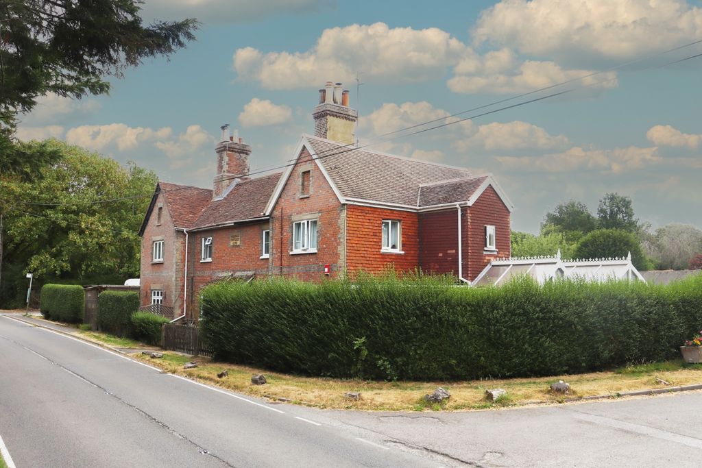 Property photo 1 of 15 Img_6017