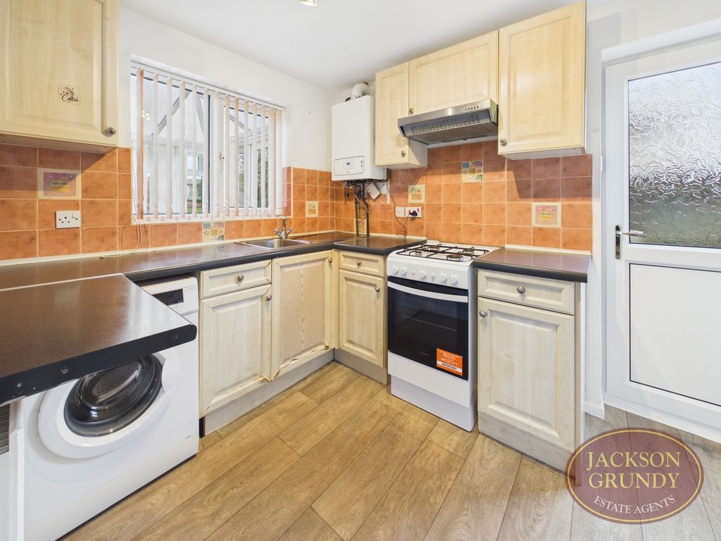 Property photo 2 of 11 Stephen Bennett Close