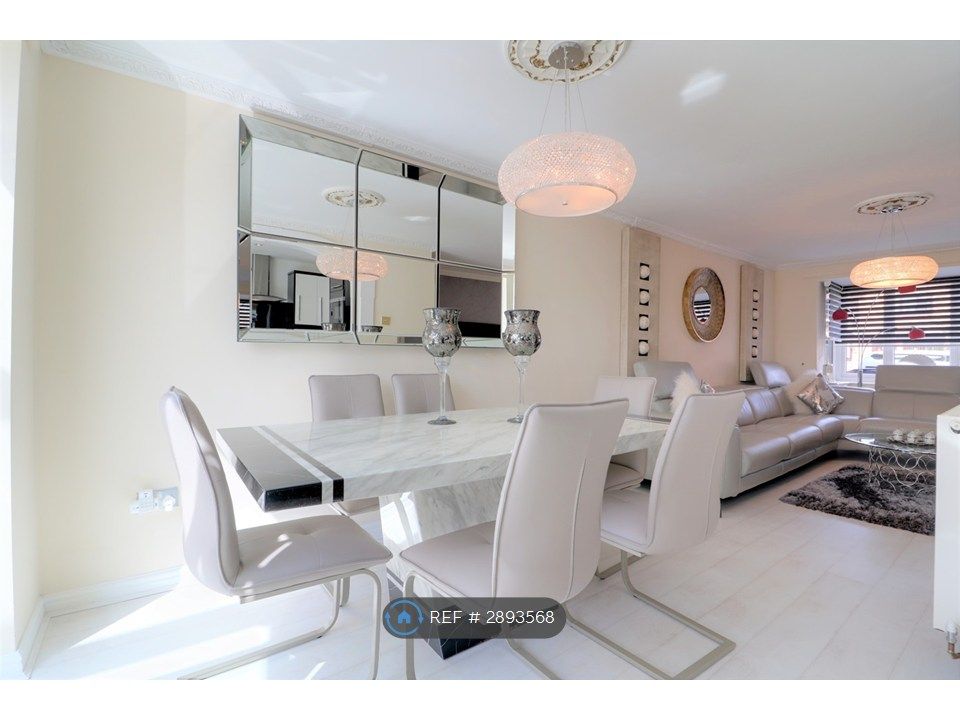 Property photo 1 of 12 Dining Area