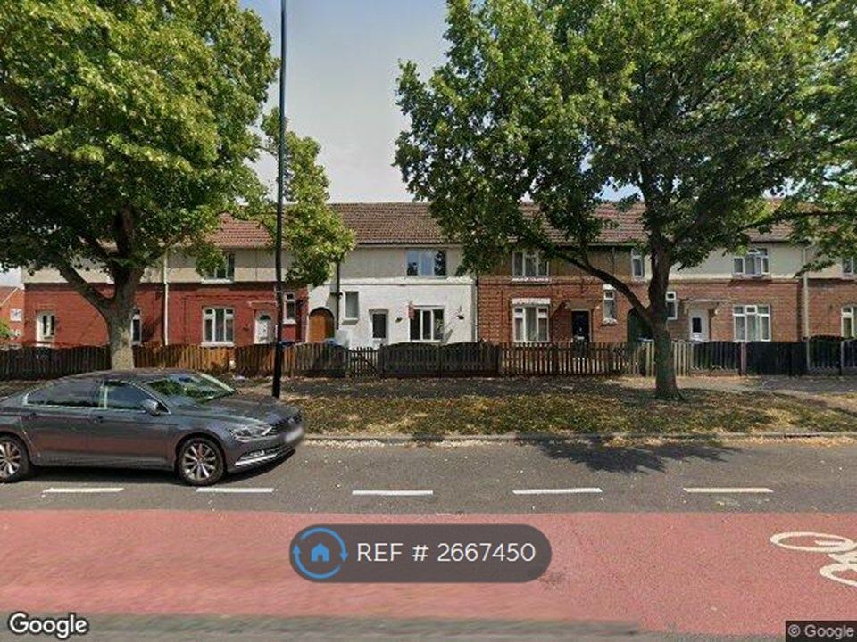 Property photo 2 of 10