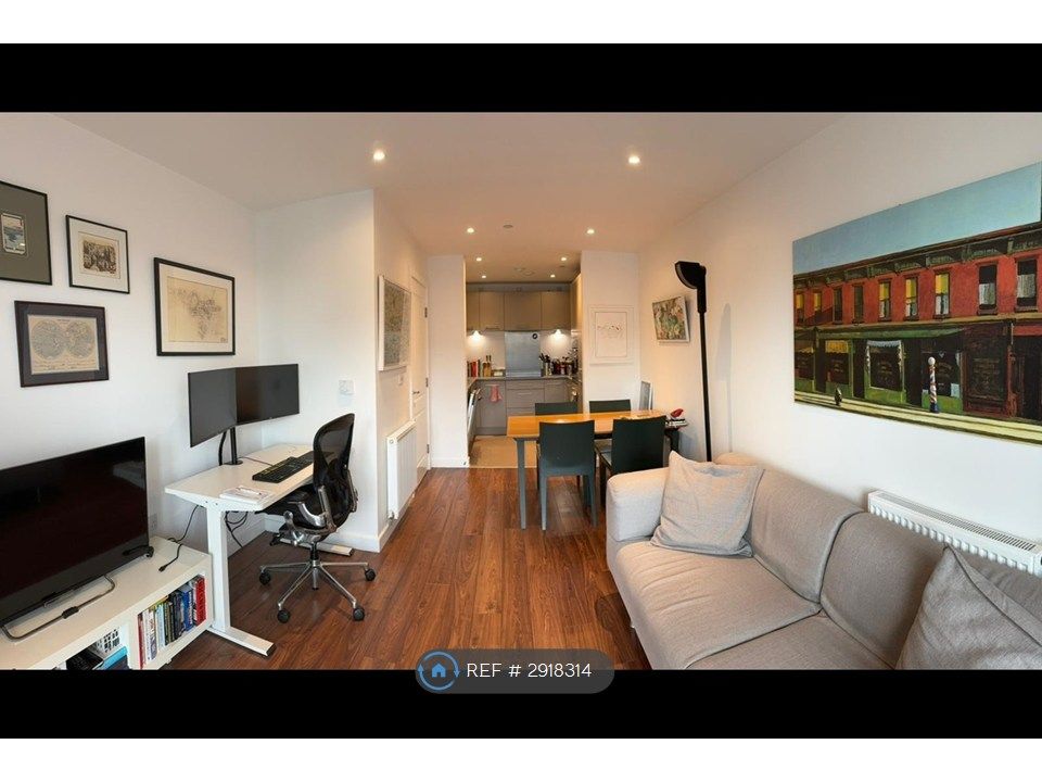 Property photo 2 of 11