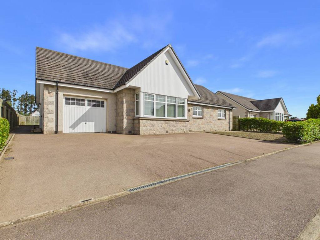 Property photo 1 of 30