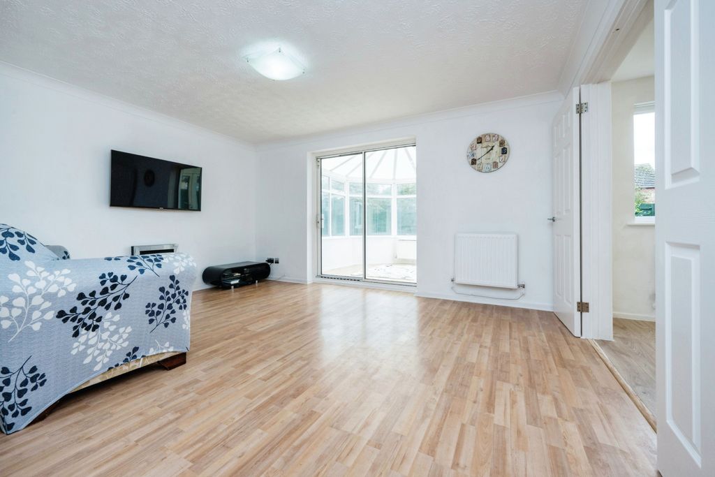 Property photo 3 of 17 Photography