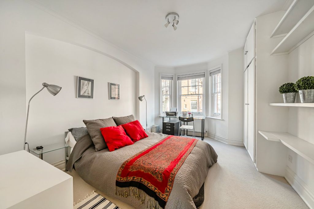 Property photo 3 of 15 Picture 3