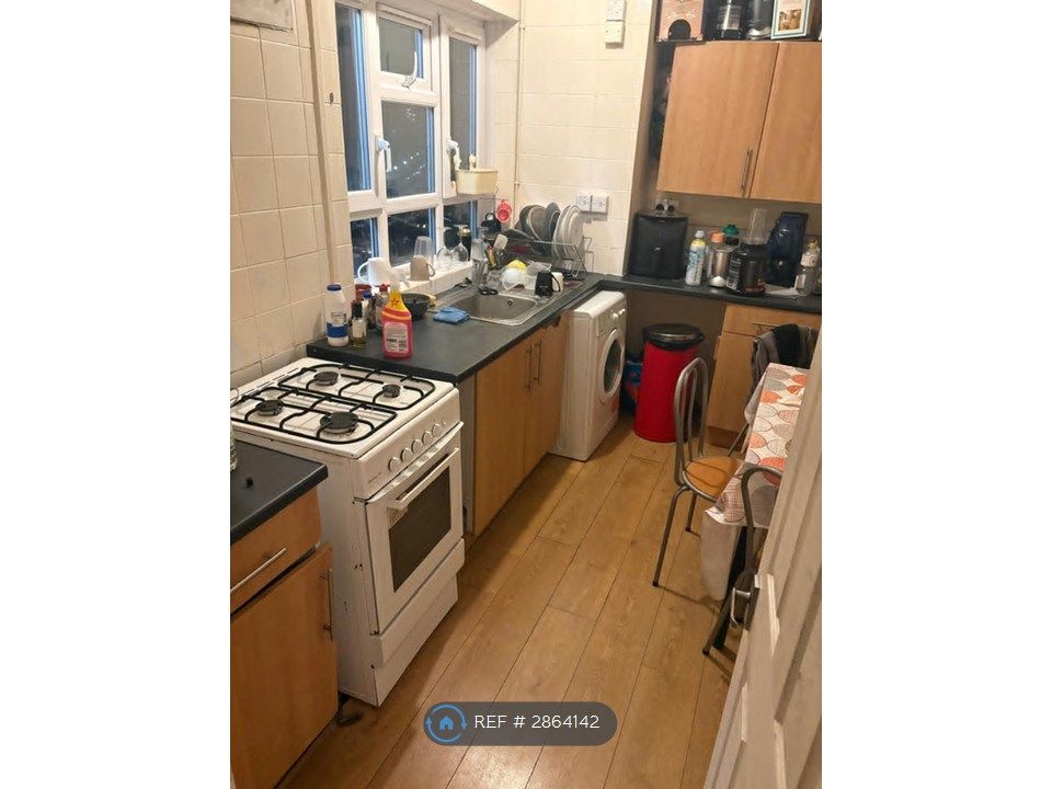 Property photo 3 of 3 Kitchen