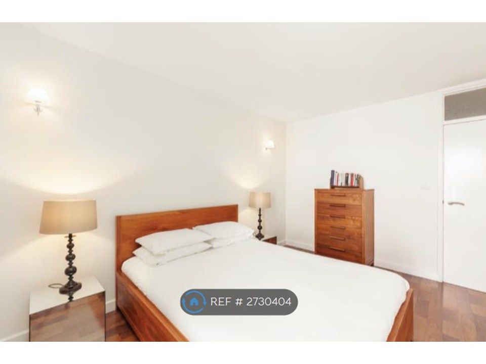 Property photo 2 of 8 Bedroom