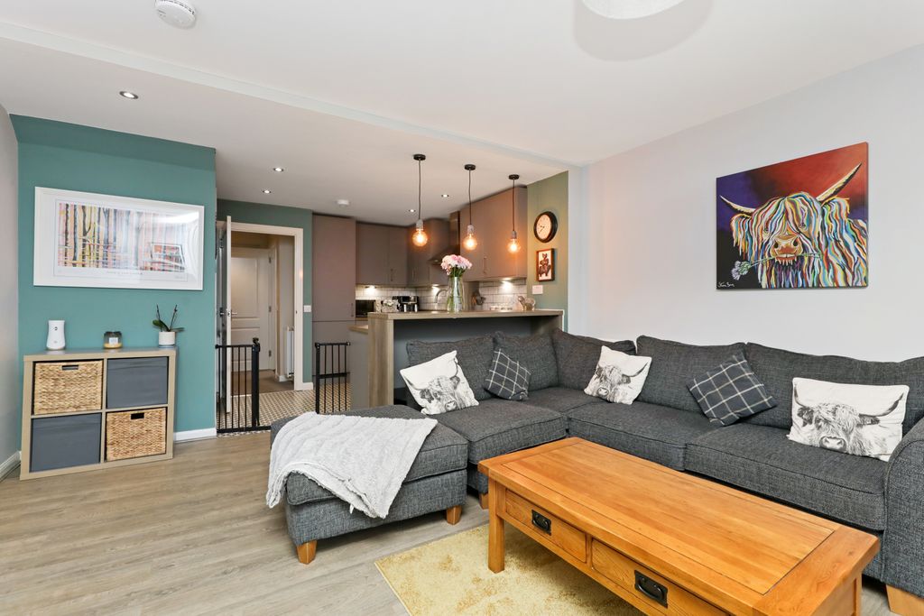 Property photo 3 of 17 Property Image 3