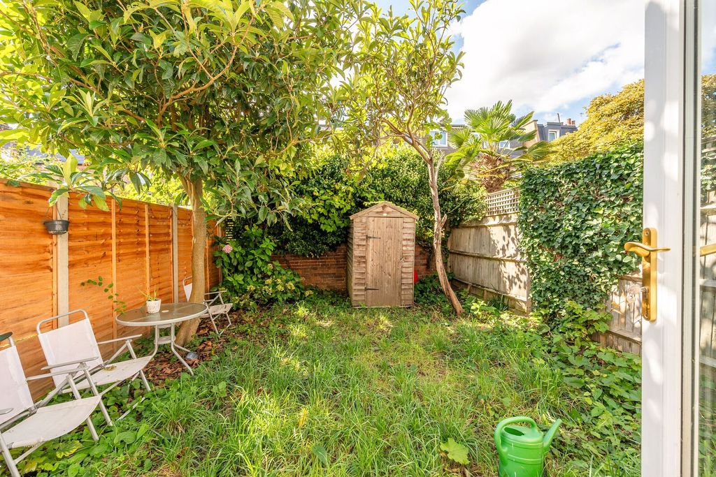 Property photo 1 of 9