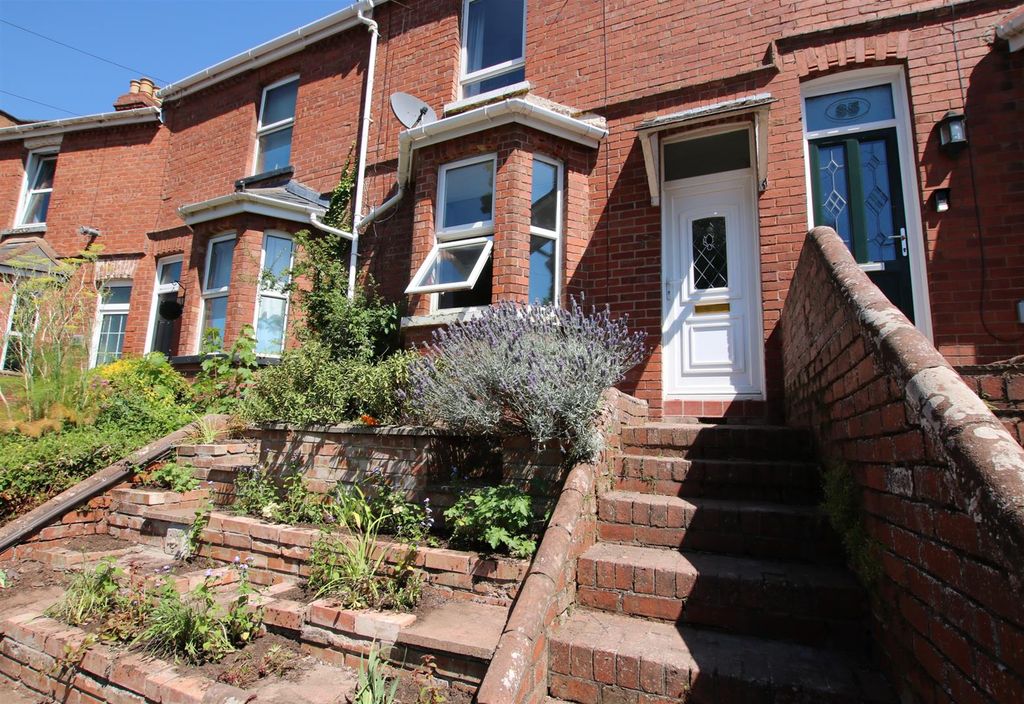 Property photo 1 of 17 Front 2.Jpg