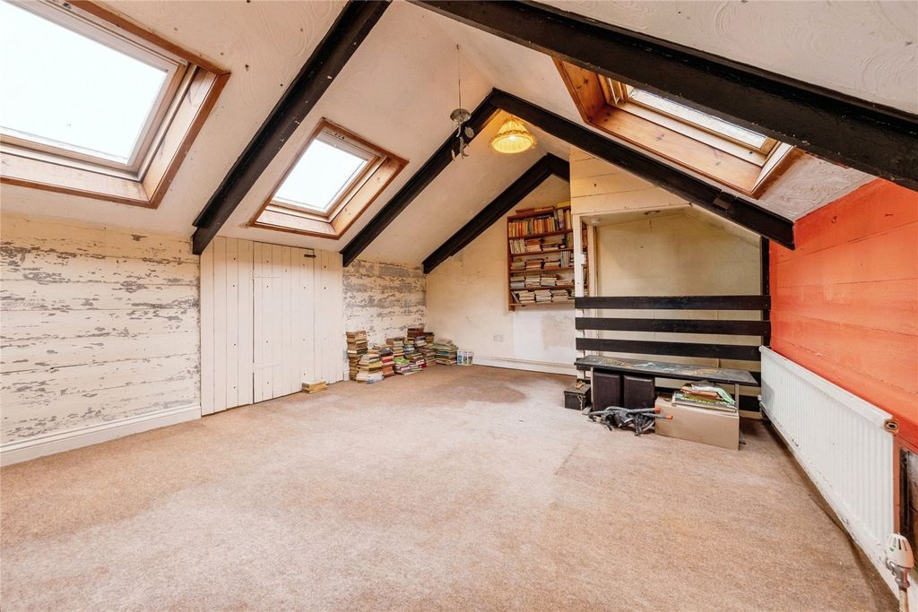 Property photo 3 of 12 Picture No. 19