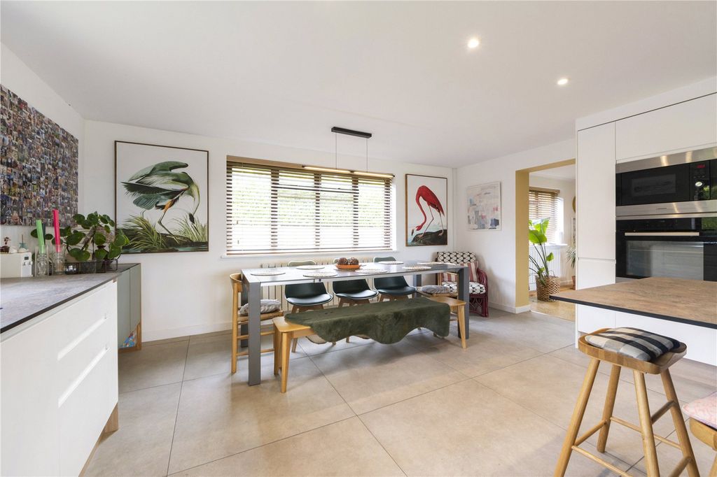 Property photo 3 of 34 Picture No. 22