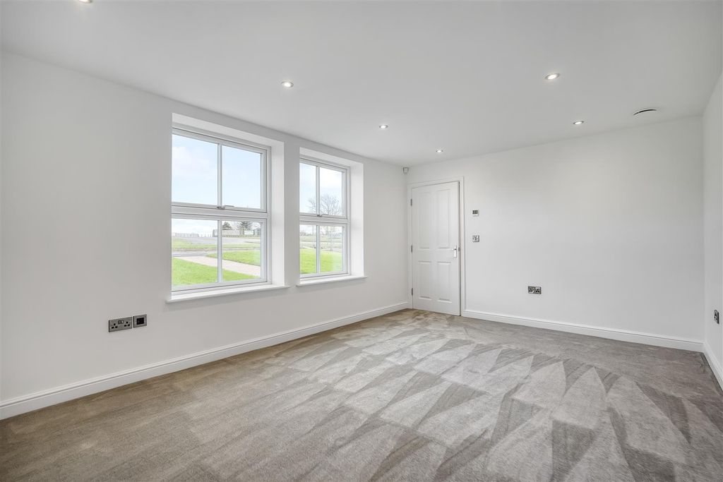 Additional image 25 of 5 bed detached house for saleKings Head Cottages, Heighington, Darlington DL2