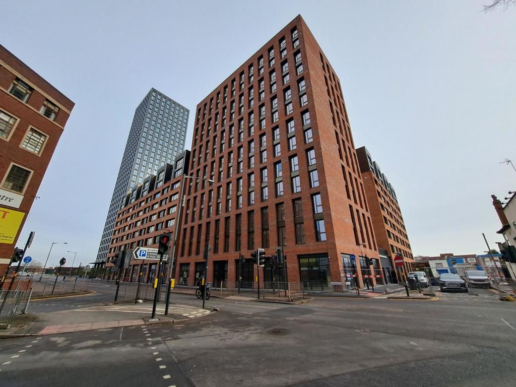 Property photo 1 of 8 Photo 11