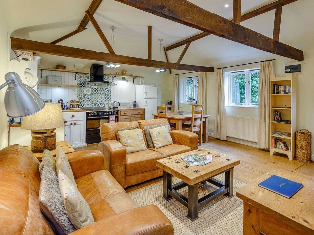 Property photo 1 of 13 11029535