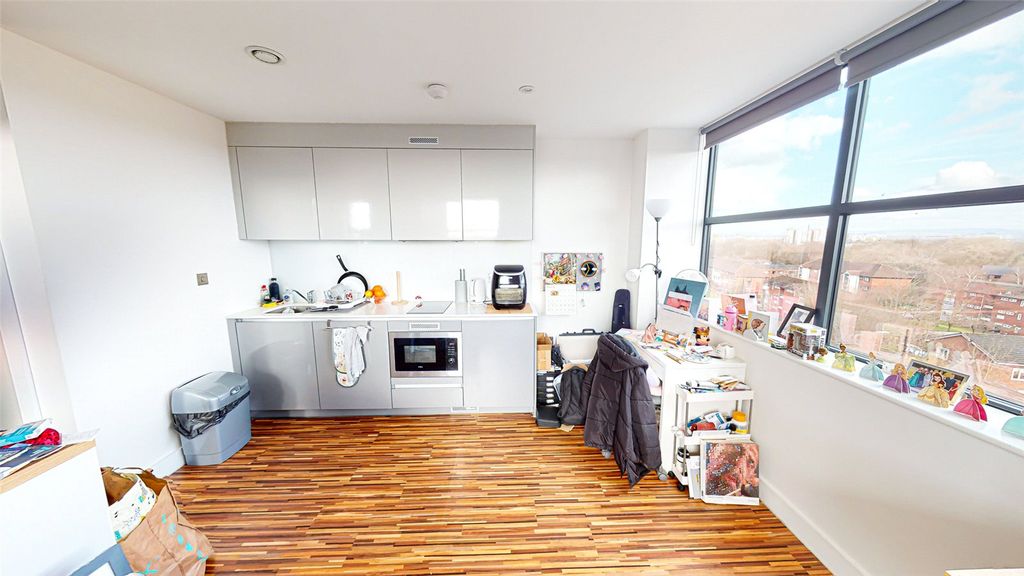 Property photo 1 of 8 Picture No. 06