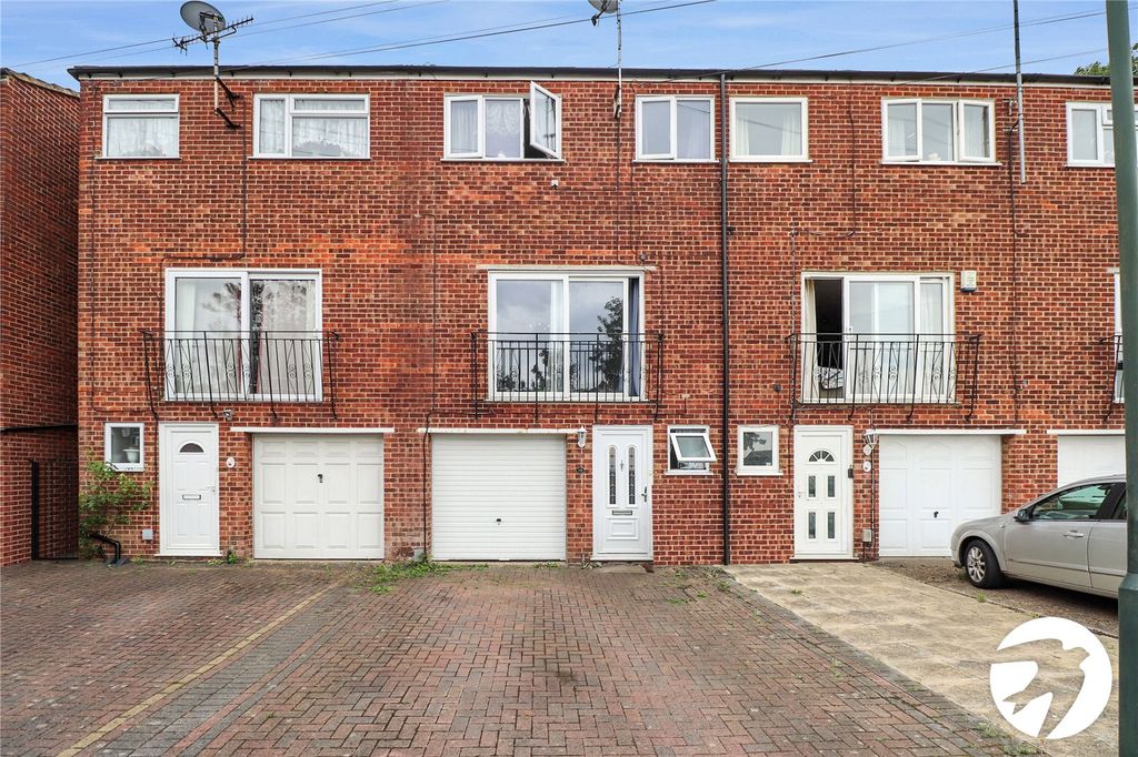Property photo 1 of 16 Picture No. 15