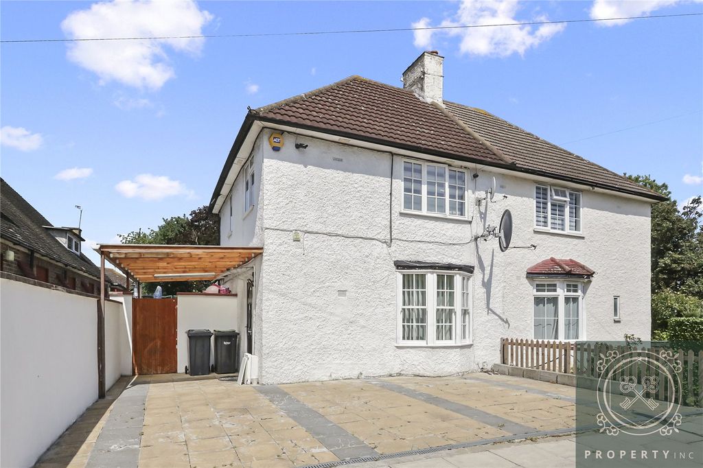 Property photo 1 of 14 External