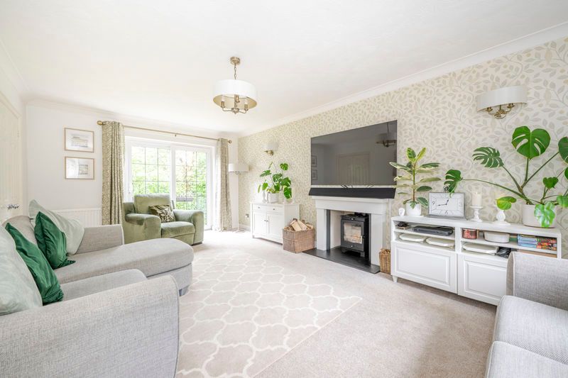 Property photo 3 of 25 Photo 6