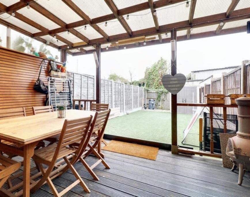 Property photo 3 of 12