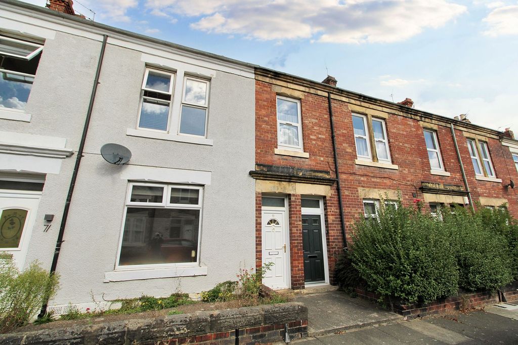Property photo 1 of 7