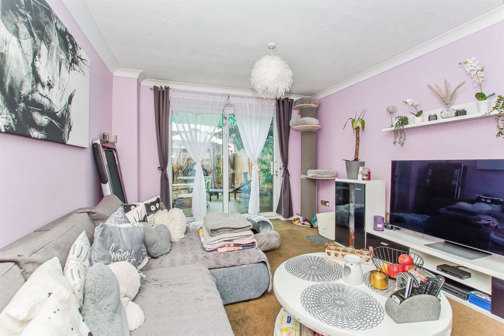 Property photo 3 of 17