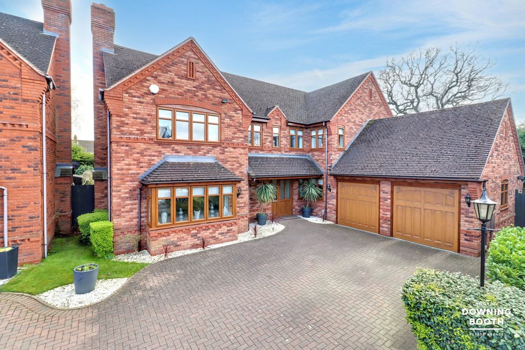 Property photo 1 of 46