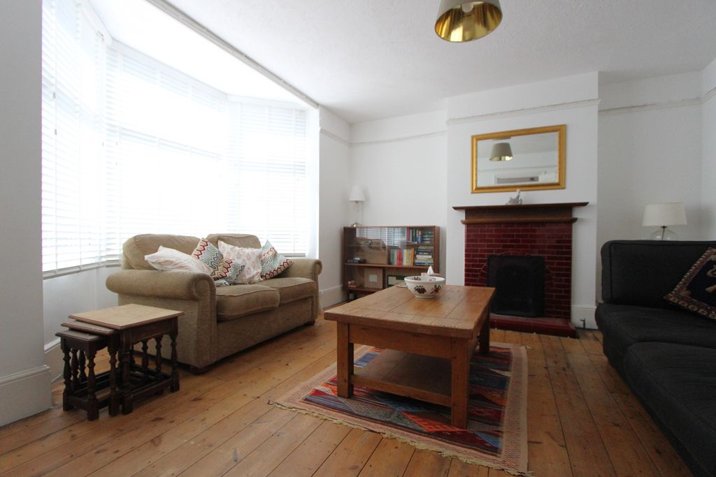 Property photo 2 of 13 Photo 8