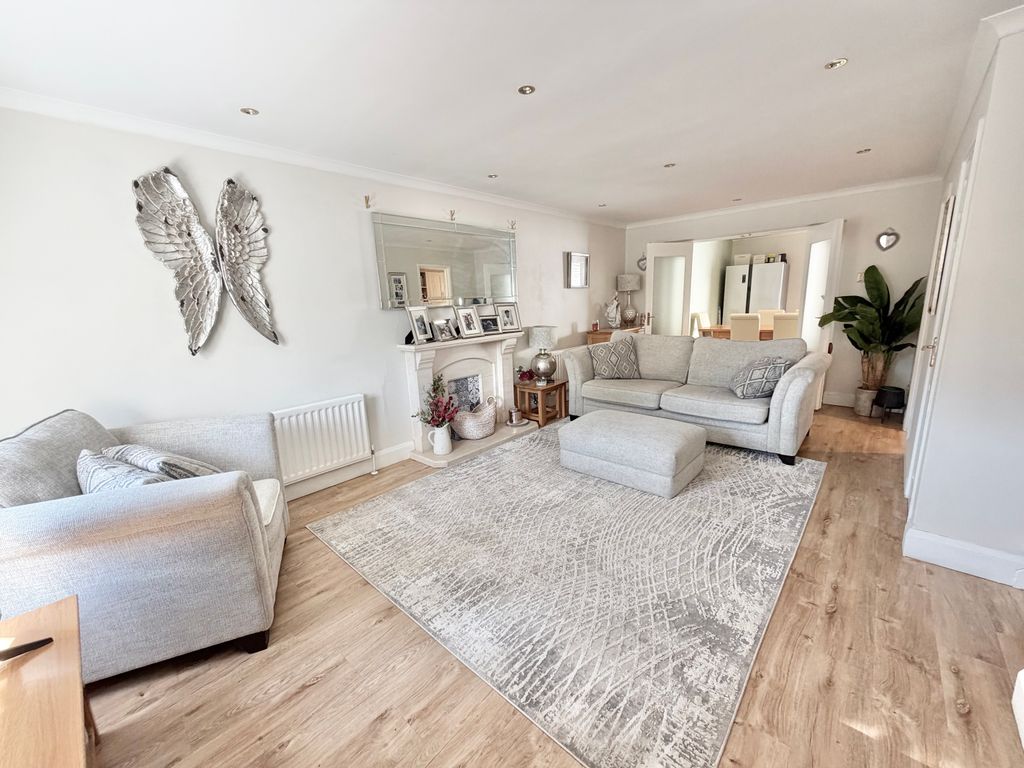 Property photo 2 of 18 Img_7423