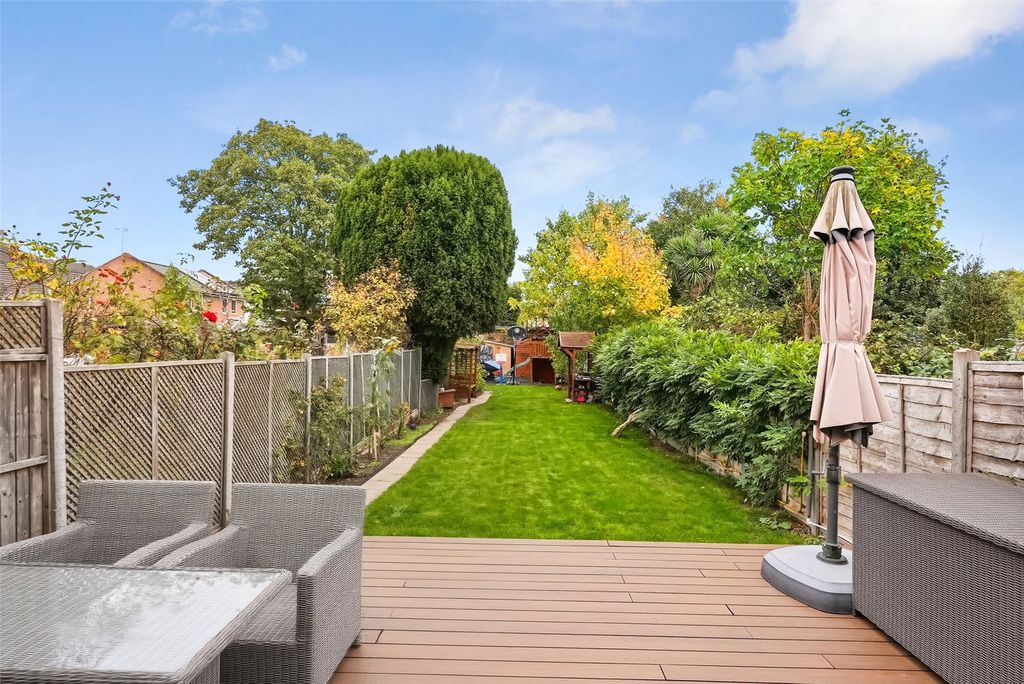 Property photo 2 of 15 Picture No. 12