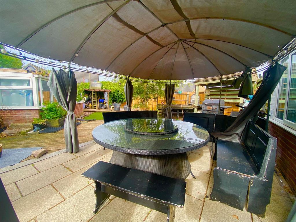 Property photo 3 of 24